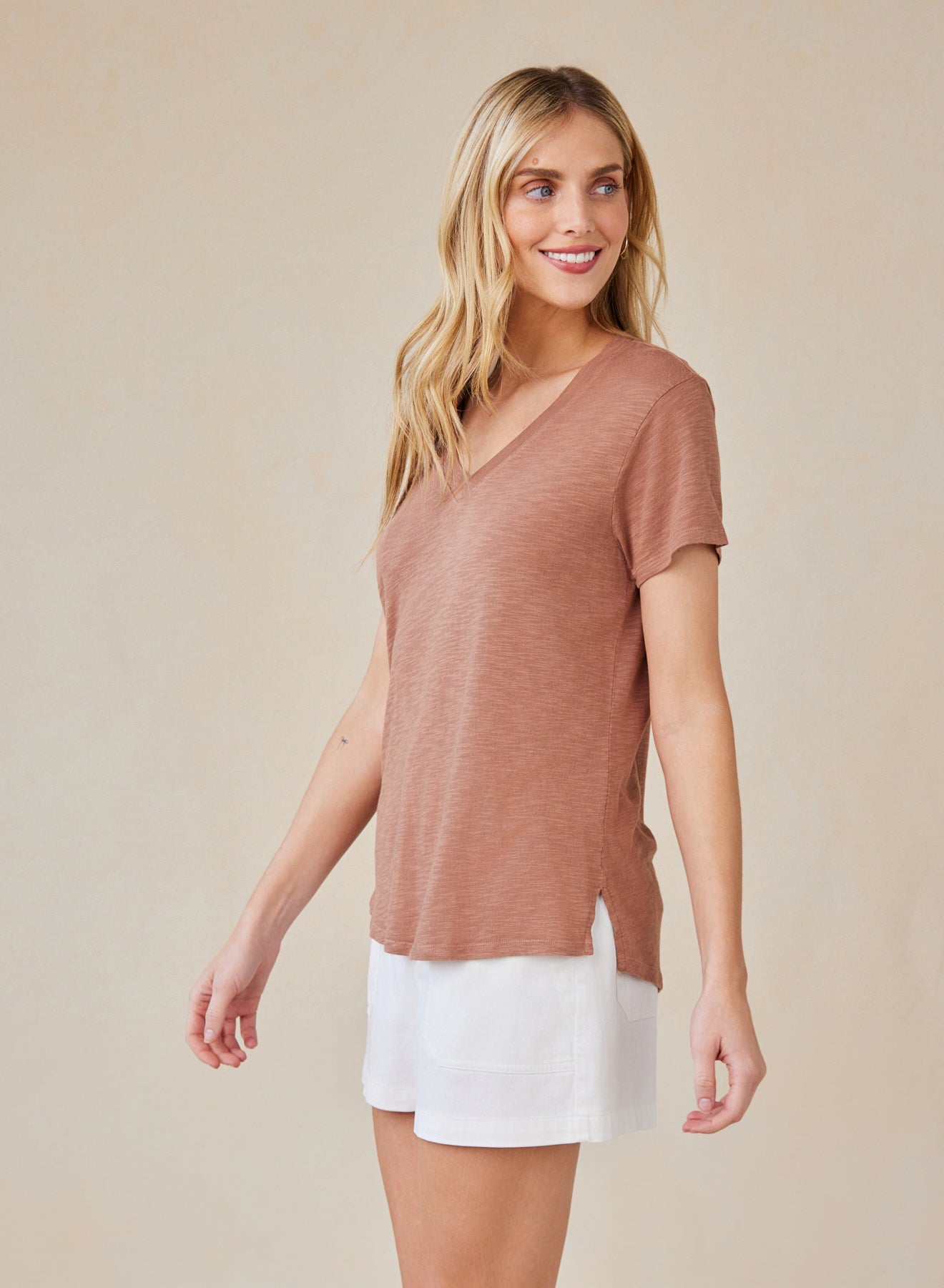 Side Slit V-Neck Tee - Terracotta Brown