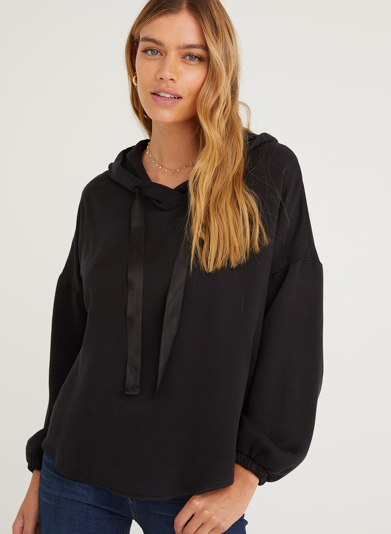 Long Sleeve V-Neck Hoodie - Black