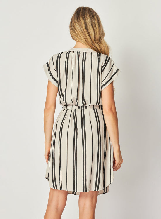 Bella DahlBelted Cap Sleeve Dress - Soft EcruDresses