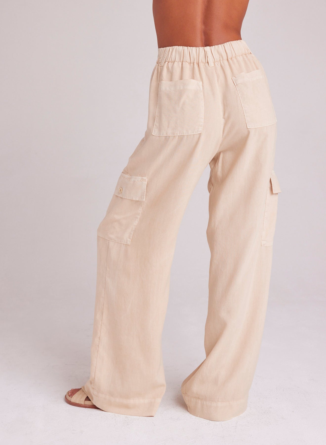 Bella DahlCargo Wide Leg - Summer KhakiBottoms