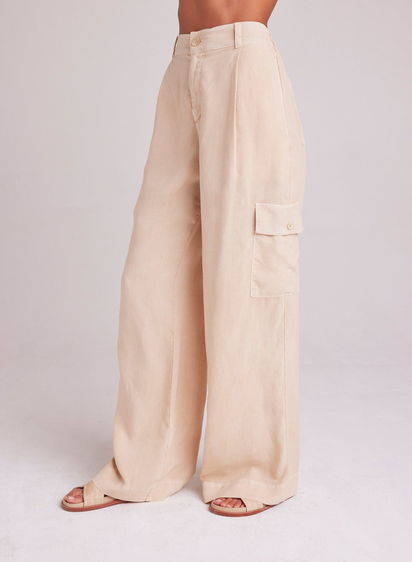 Bella DahlCargo Wide Leg - Summer KhakiBottoms