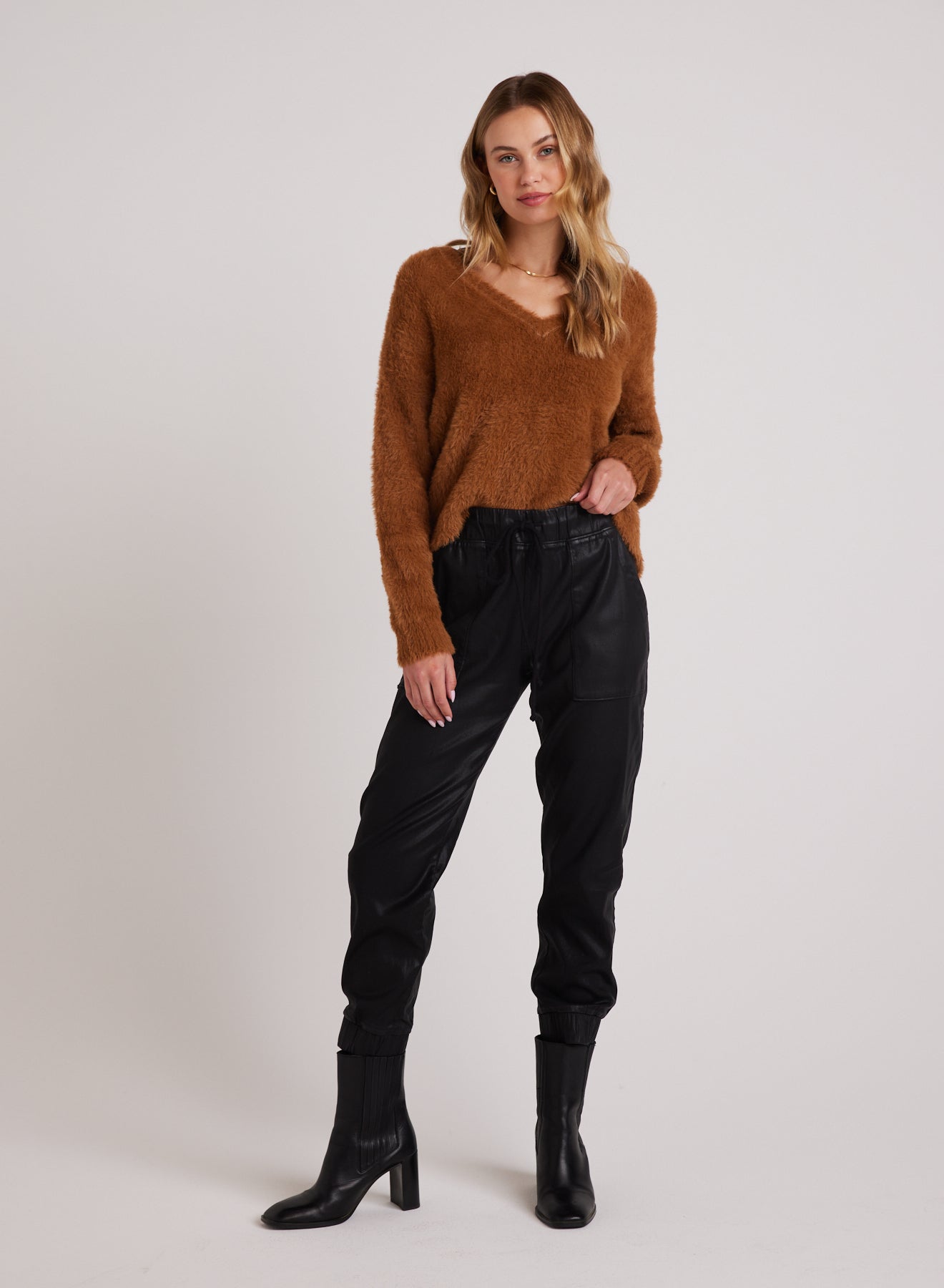 Bella DahlChelsea Luxe Pocket Jogger - BlackBottoms