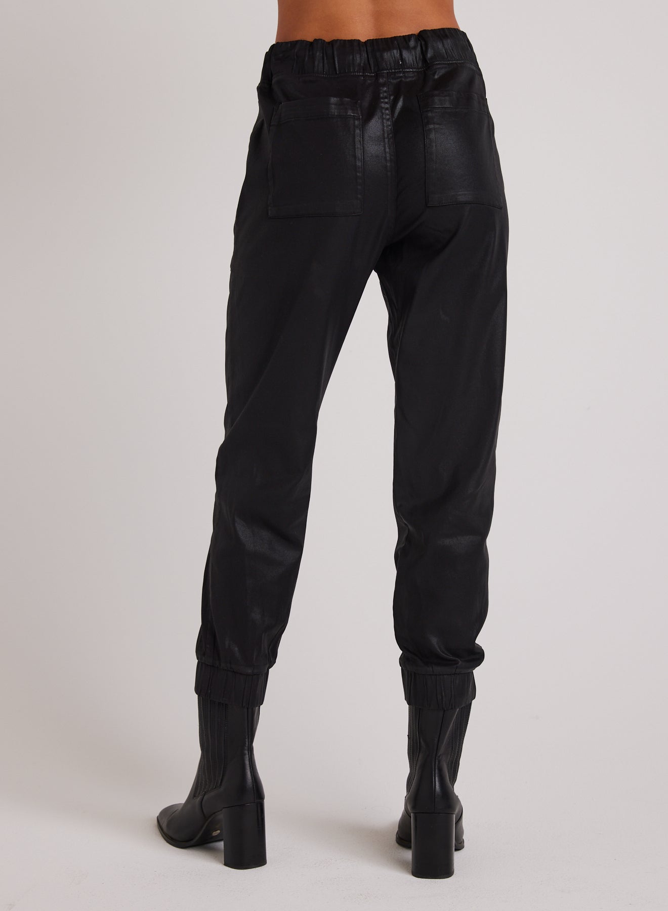 Bella DahlChelsea Luxe Pocket Jogger - BlackBottoms