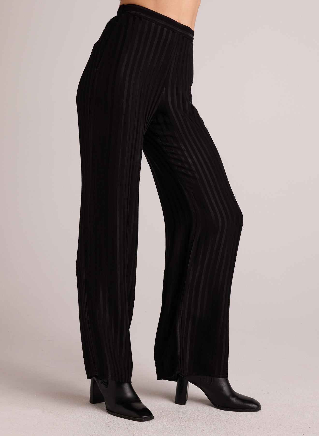 Bella DahlElastic Back Wide Leg Pant - BlackBottoms