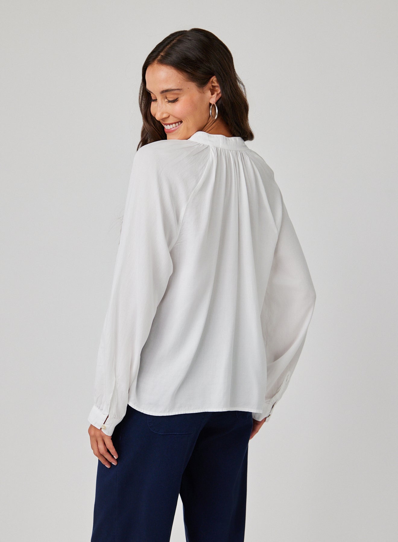 Bella DahlFlowy Pullover Raglan - WhiteTops