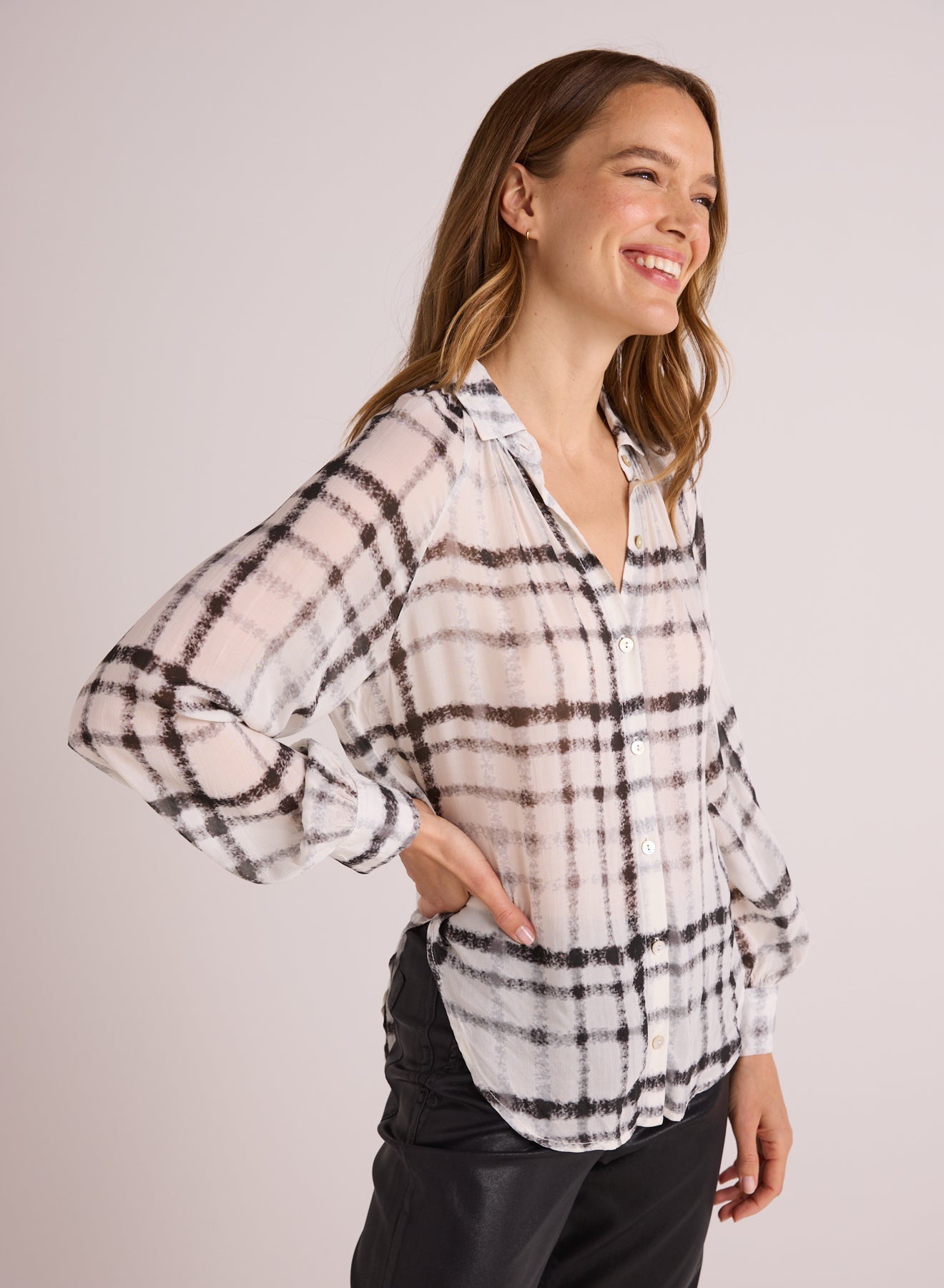 Bella DahlFlowy Raglan Sleeve Shirt - Brushed Plaid PrintTops