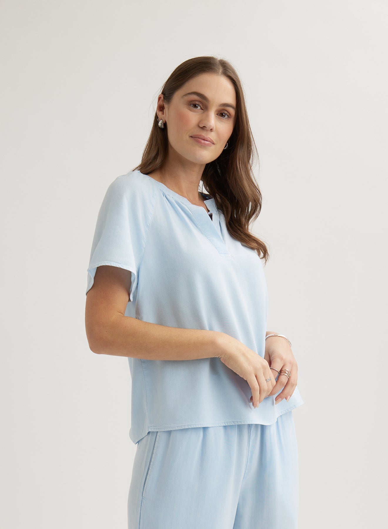 Bella DahlFlowy Short Sleeve Pullover - Clear WaterTops