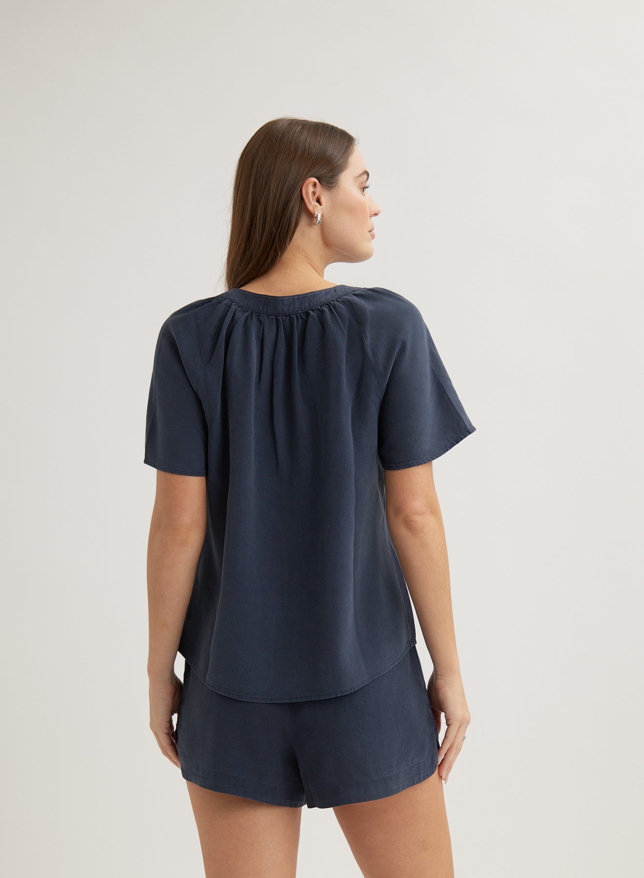 Bella DahlFlowy Short Sleeve Pullover - Endless SeaTops