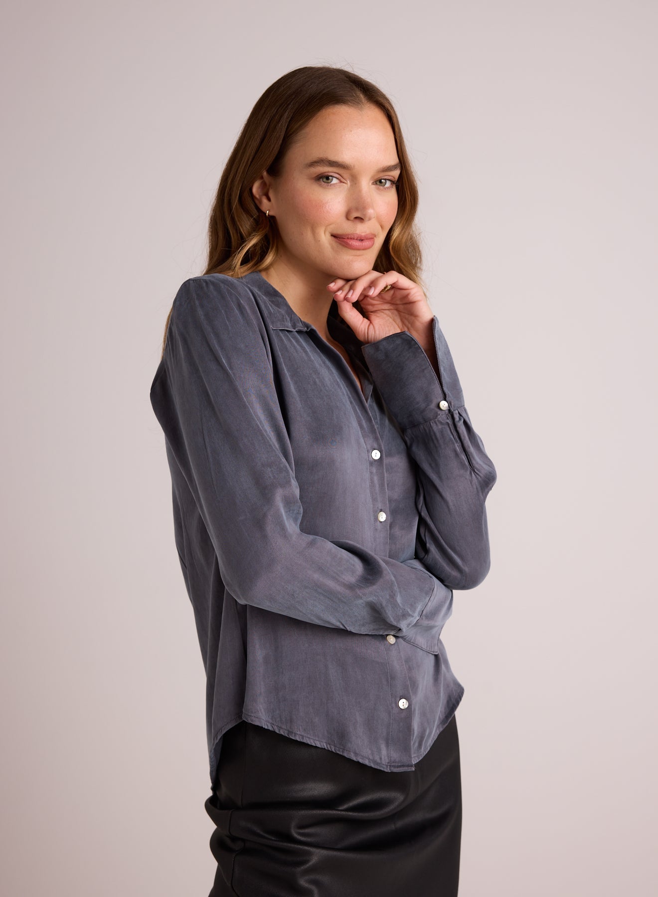 Bella DahlFlowy Wide Collar Button Down - Slate StoneTops