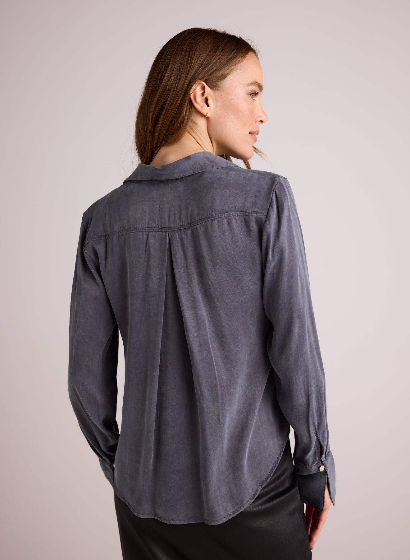 Bella DahlFlowy Wide Collar Button Down - Slate StoneTops