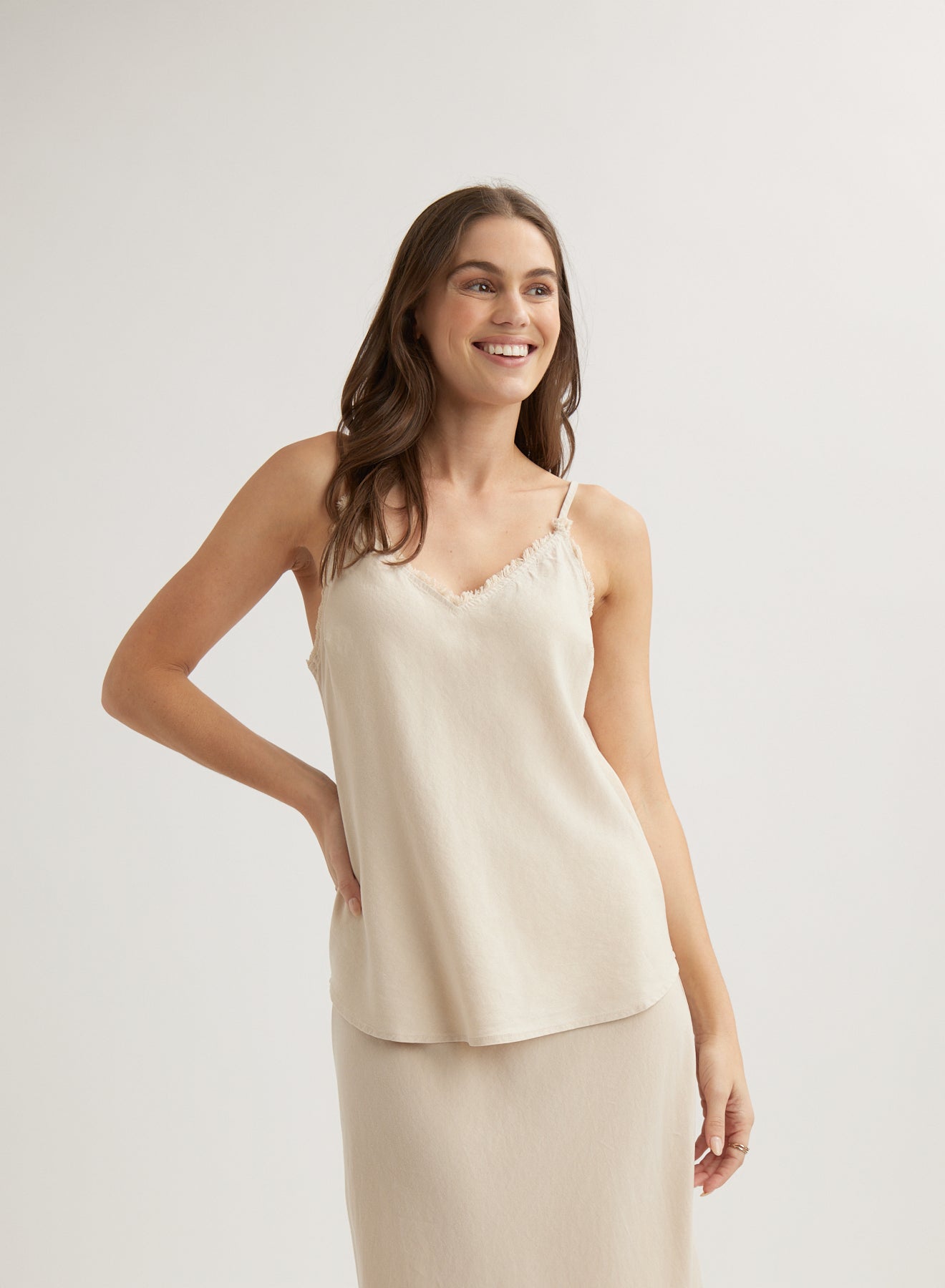 Bella DahlFrayed Cami - Linen SandTops