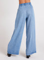 Bella DahlGreta Pleated Wide Leg Trouser - Vintage Horizon WashBottoms