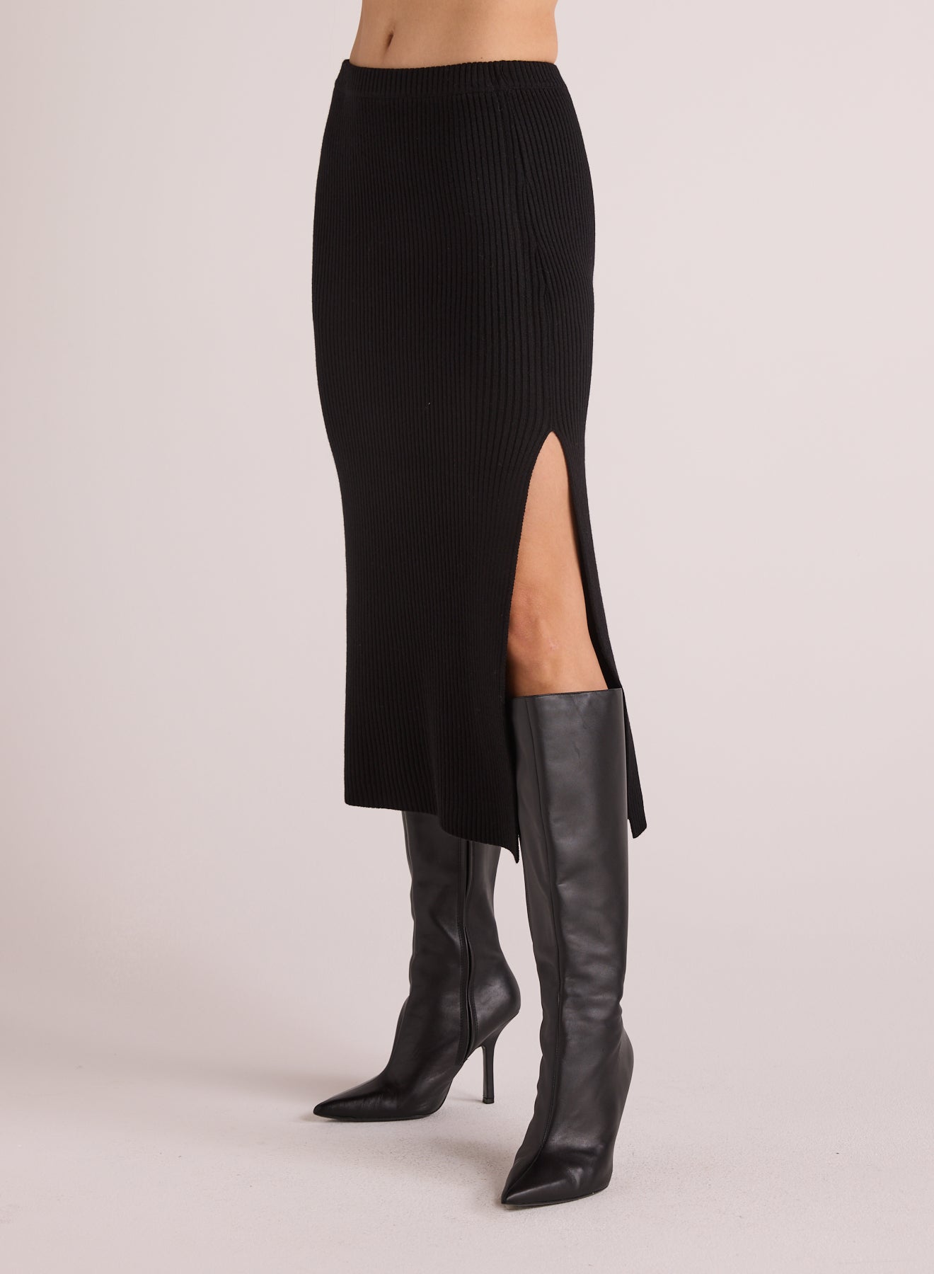 Bella DahlKnit Skirt with Side Slit - BlackBottoms