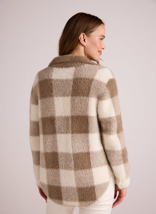 Bella DahlKnitted Fuzzy Shacket - Ivory & FawnCoats & Jackets