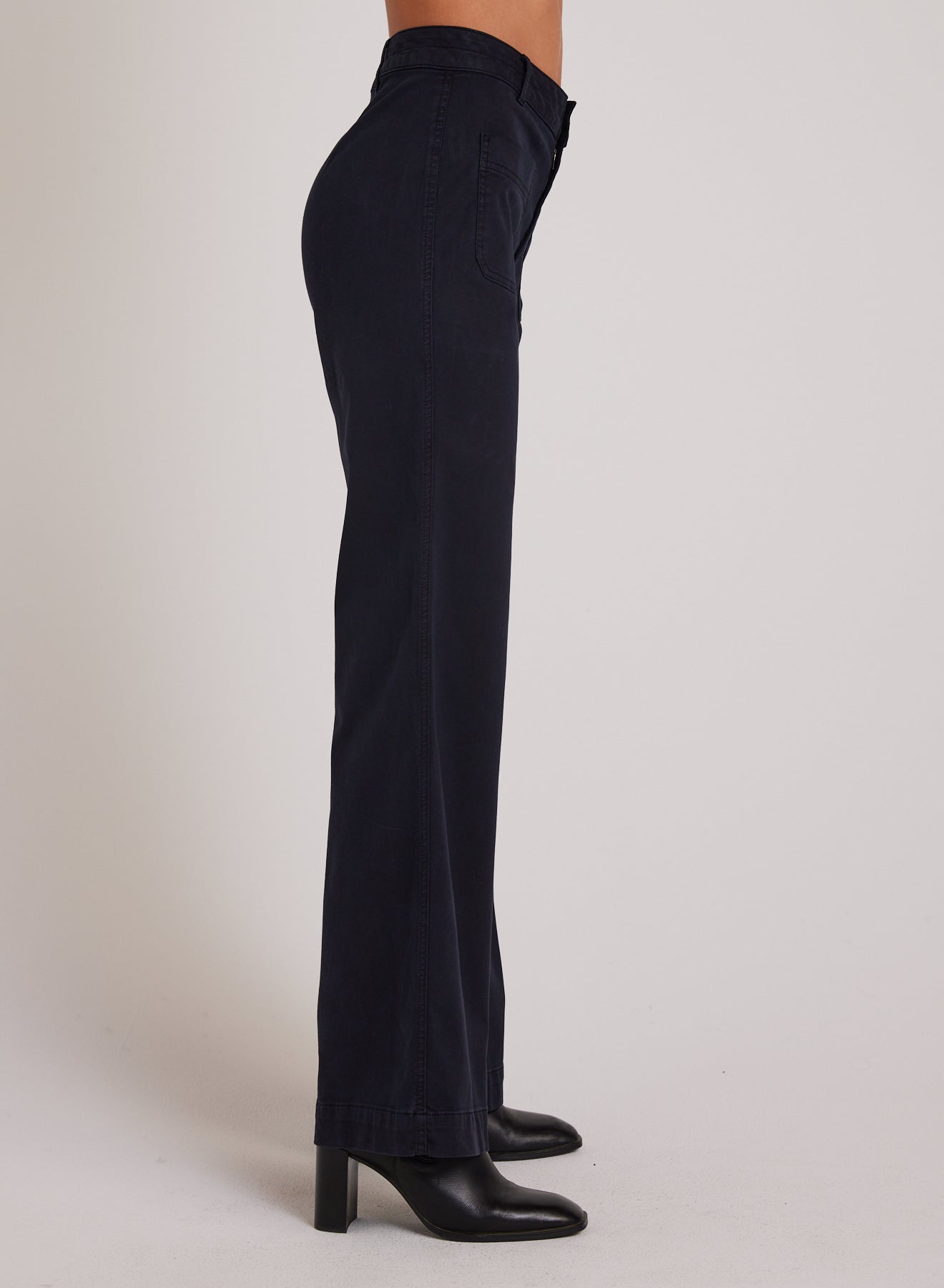 Bella DahlLola Two Pocket Wide Leg - Soft BlackBottoms