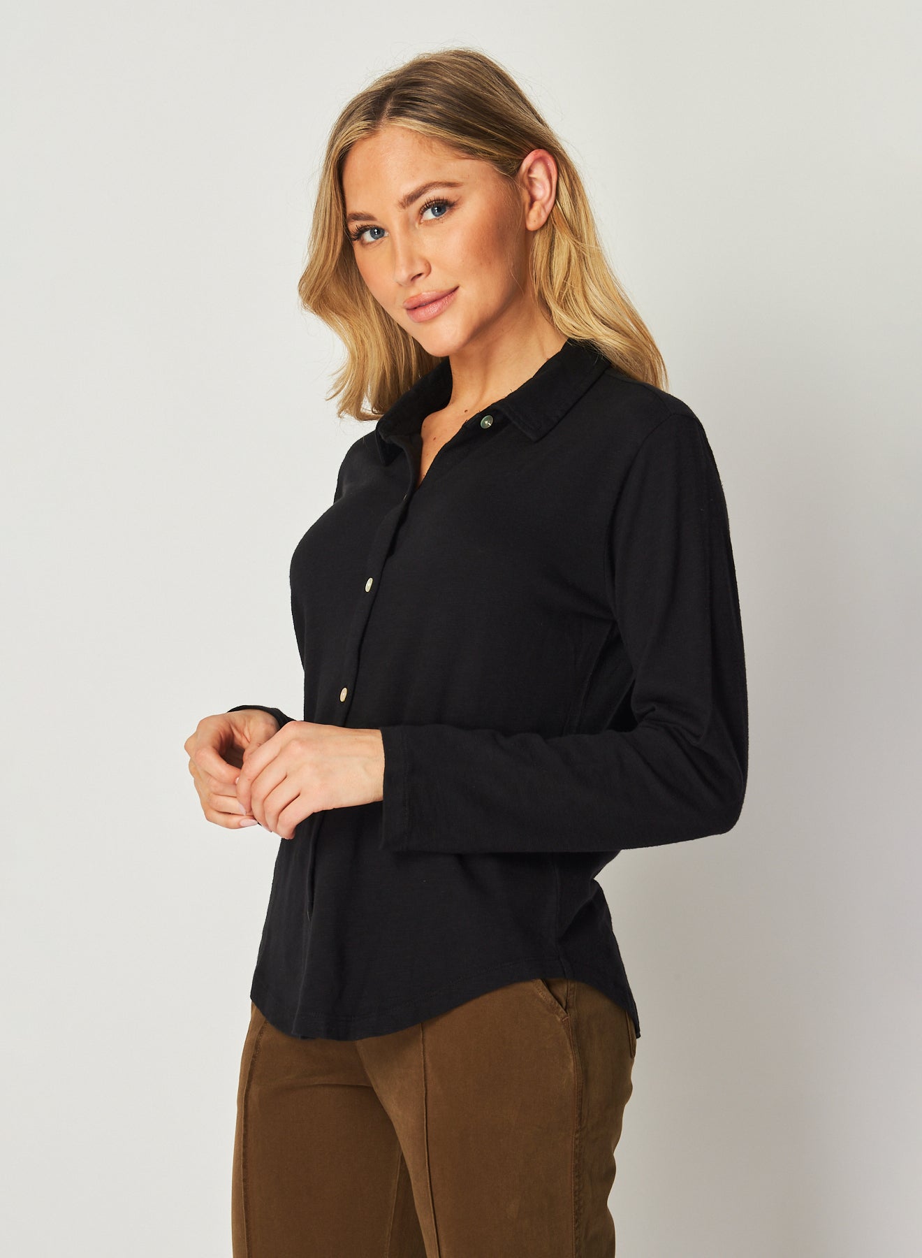 Bella DahlLong Sleeve Knit Button Down - BlackTops