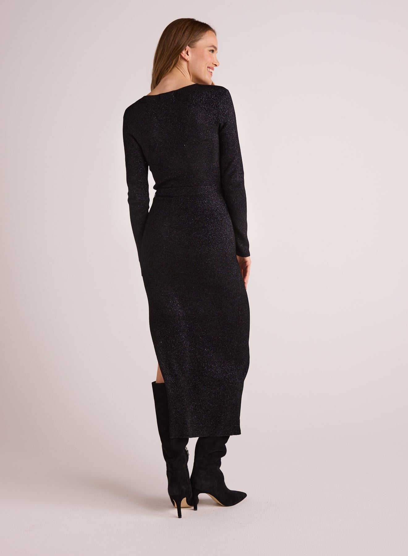 Bella DahlLong Sleeve Maxi Sweater Dress - Black with MetallicDresses