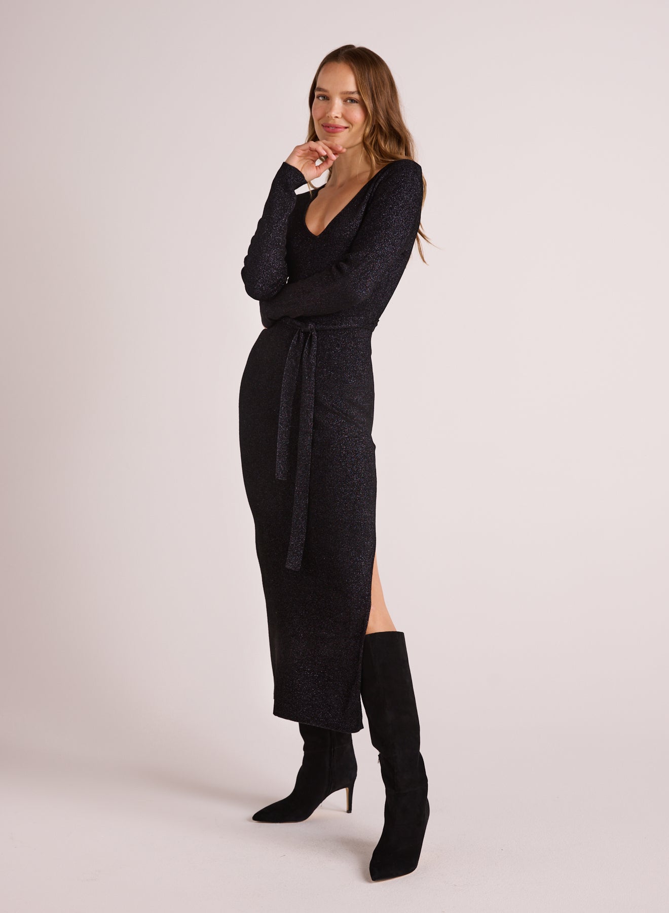 Bella DahlLong Sleeve Maxi Sweater Dress - Black with MetallicDresses