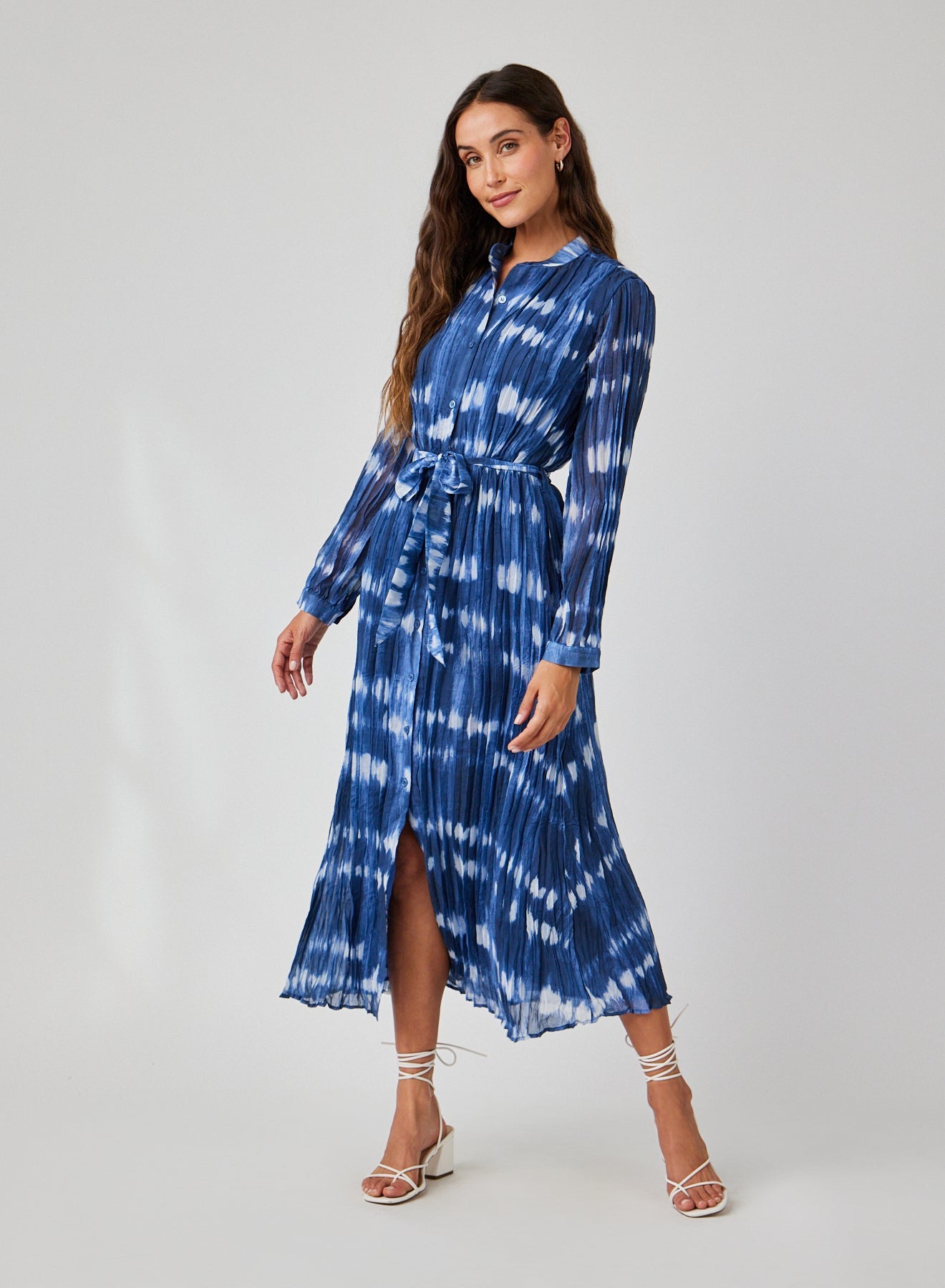 Bella DahlLong Sleeve Pleated Maxi Shirt Dress - Ocean Tides PrintDresses