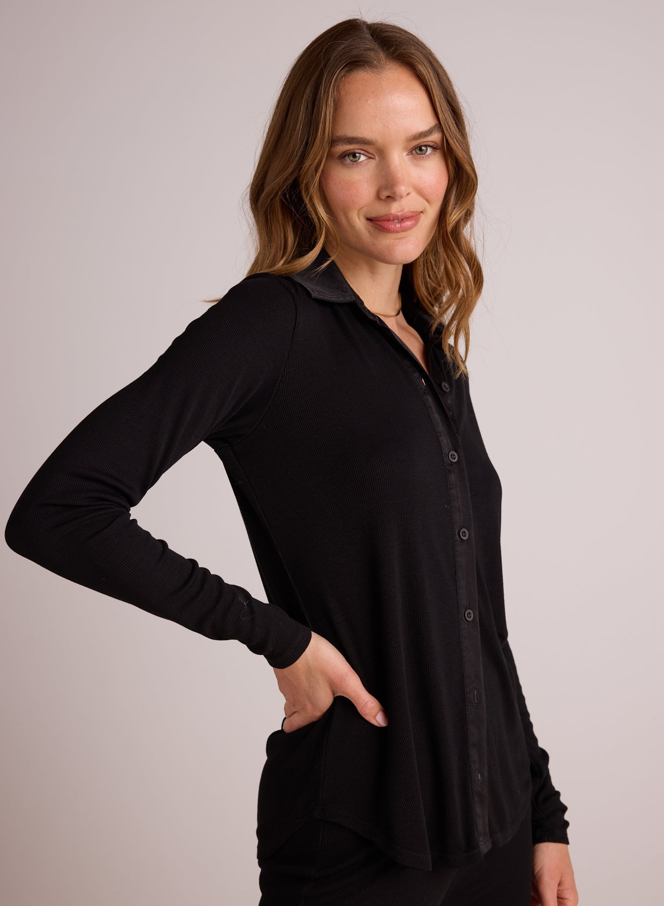 Bella DahlLong Sleeve Rib Mix Shirt - BlackTops