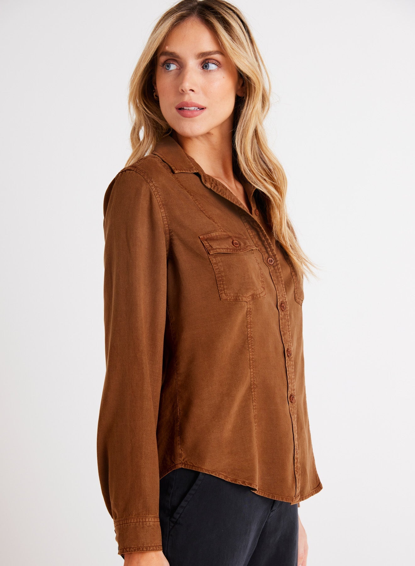 Bella DahlLong Sleeve Seamed Shirt - Twilight Goldproduct