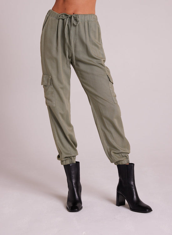 Bella DahlLuella Cargo Jogger - Army FrostBottoms