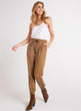 Bella DahlLuna Pleat Front Jogger - Topaz BrownBottoms