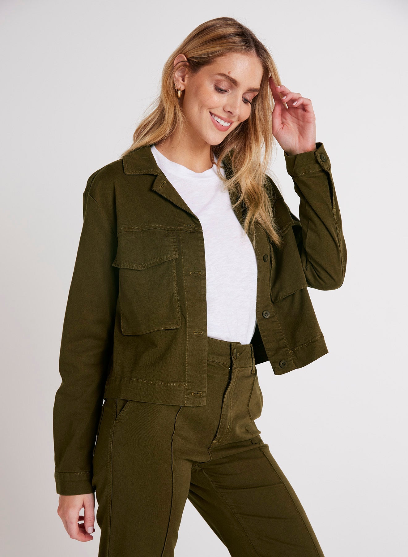 Bella DahlMadison Flap Pocket Jacket - Olive SpiceSweaters & Jackets