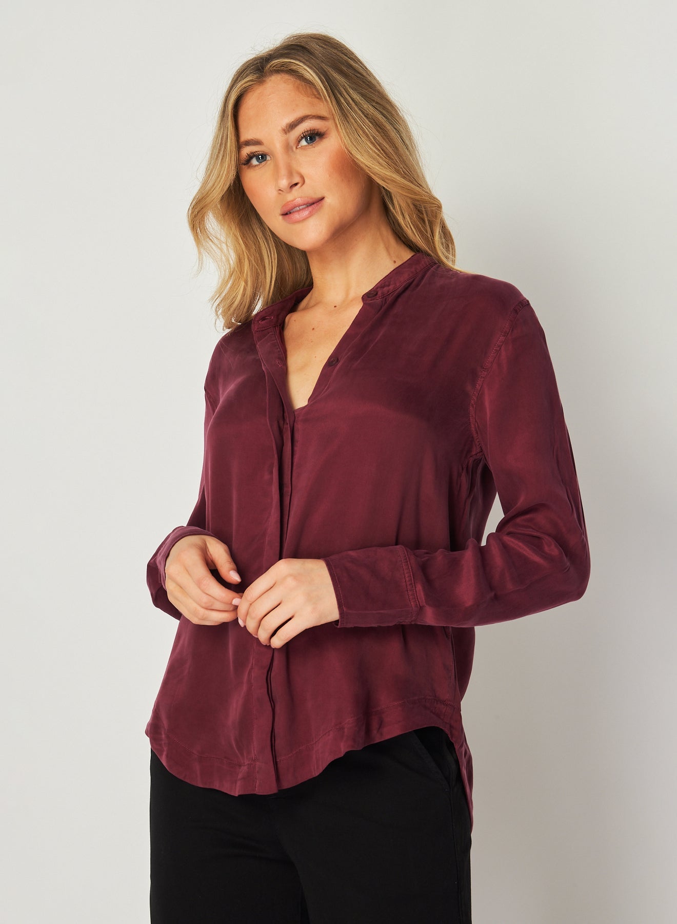 Bella DahlMandarin Collar Button Down - Deep PlumTops