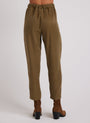 Bella DahlNico Clean Waist Slouchy Trouser - Basil GreenBottoms