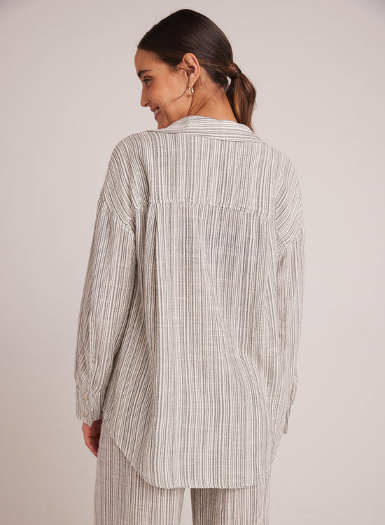 Bella DahlOversize Pocket Button Down - Eze Slub StripeTops