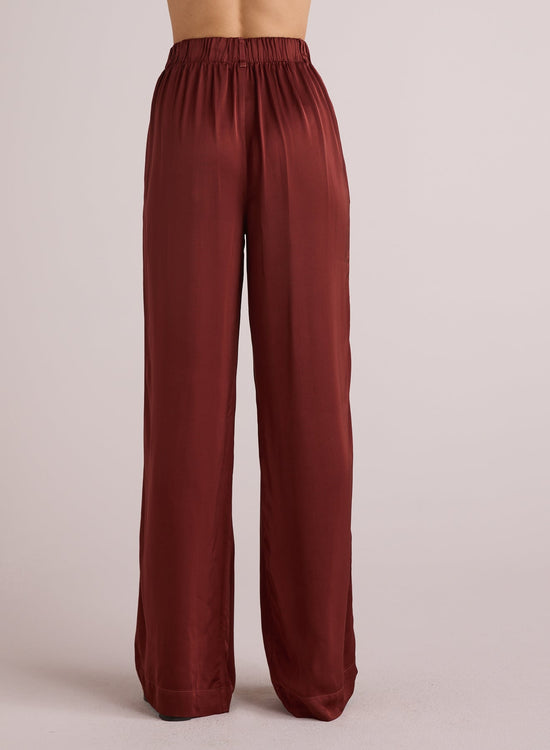 Bella DahlPleated Wide Leg Trouser - Brandy WineBottoms