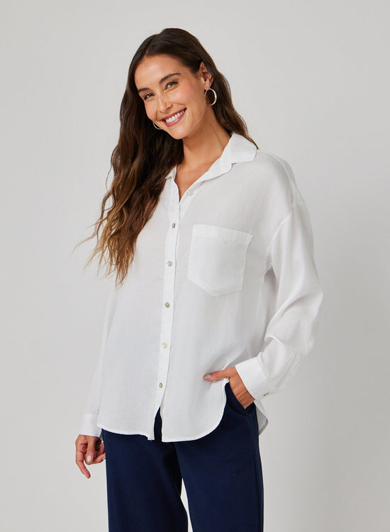 Bella DahlPocket Boyfriend Shirt - WhiteTops