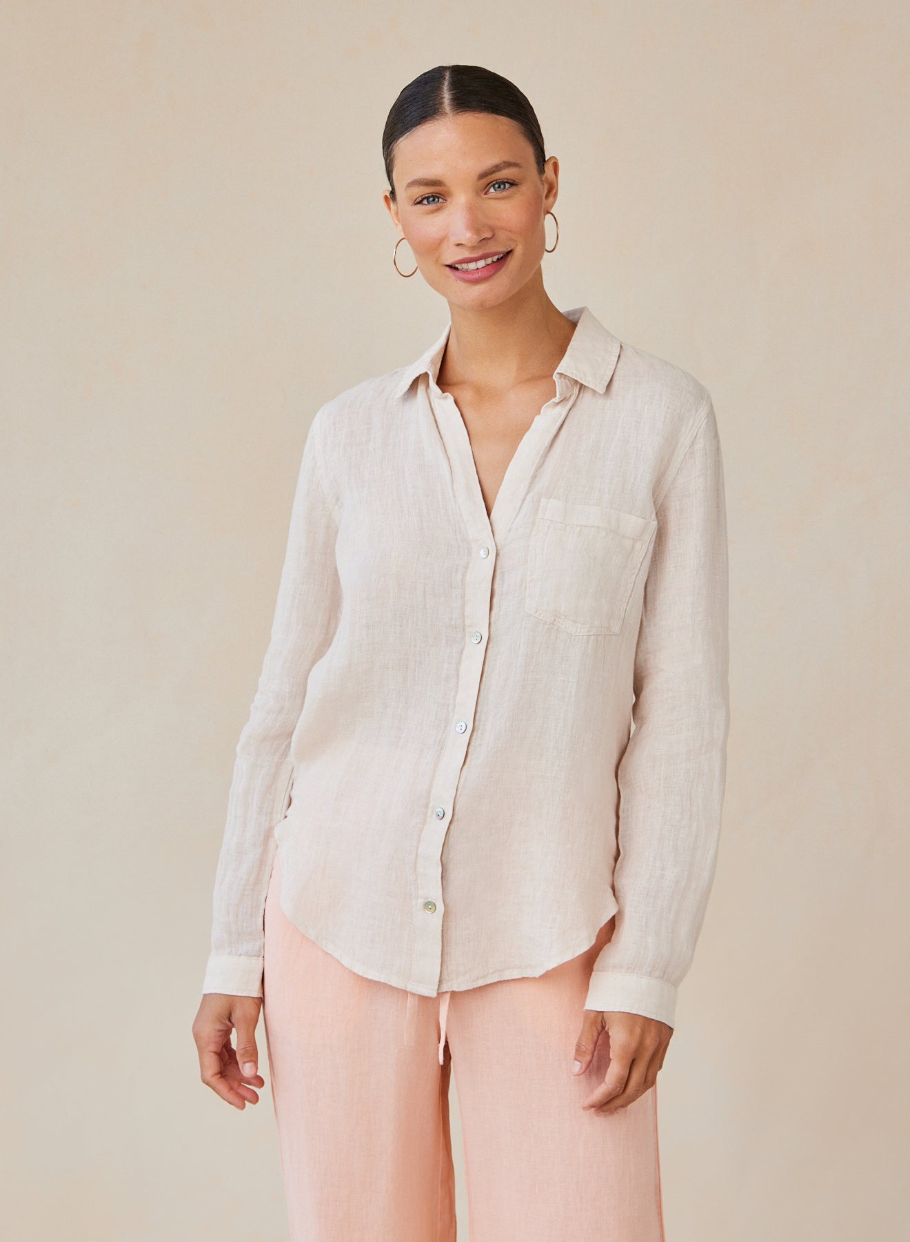 Bella DahlPocket Button Down - Linen SandTops