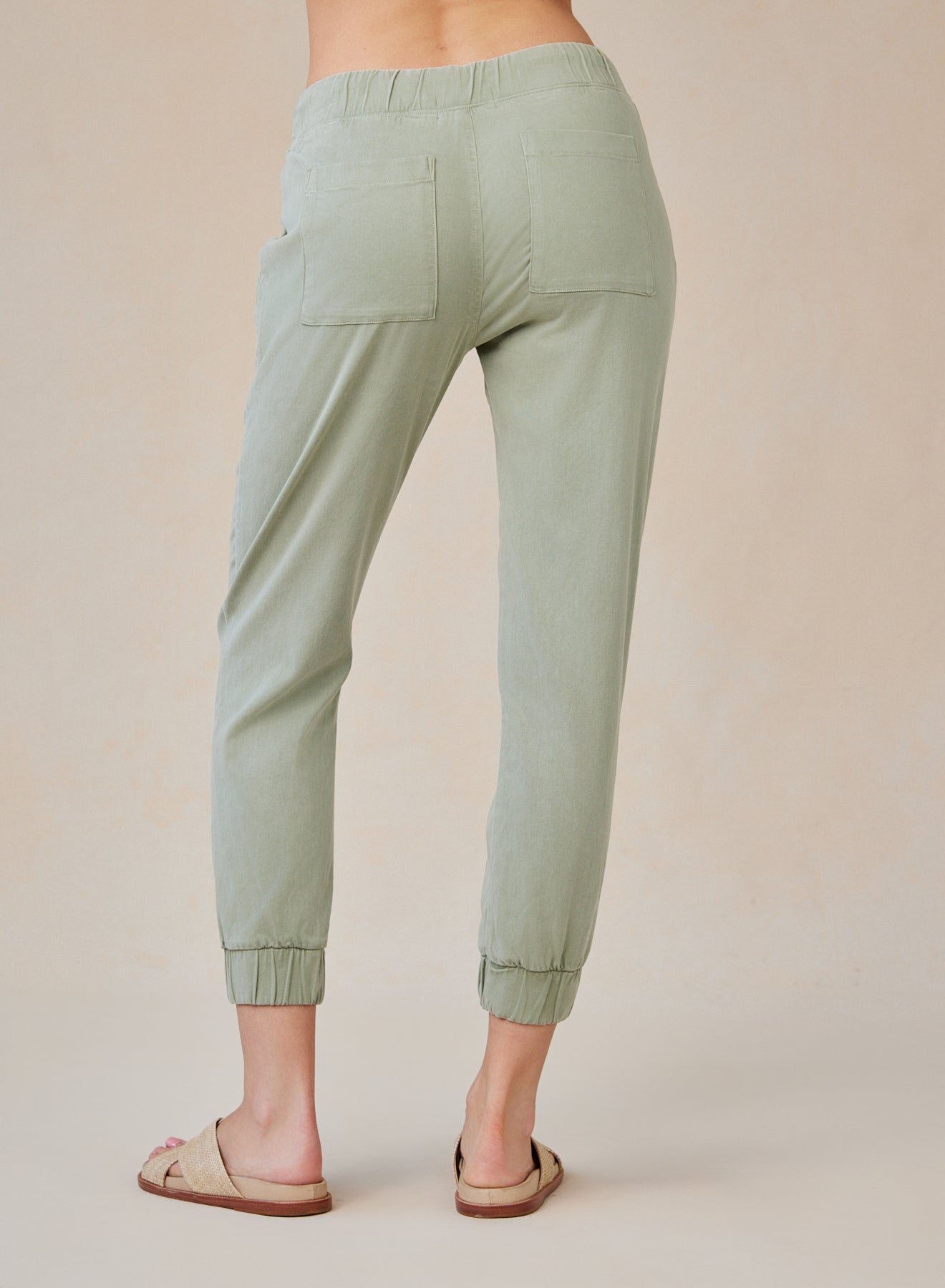 Bella DahlPocket Jogger - Olive GroveBottoms