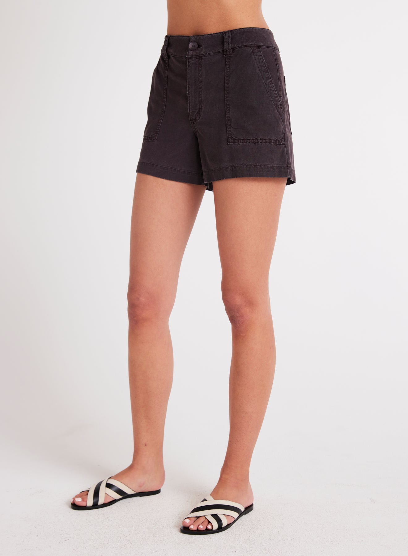 Bella DahlPoppy Voyage Pocket Short - Black SmokeBottoms