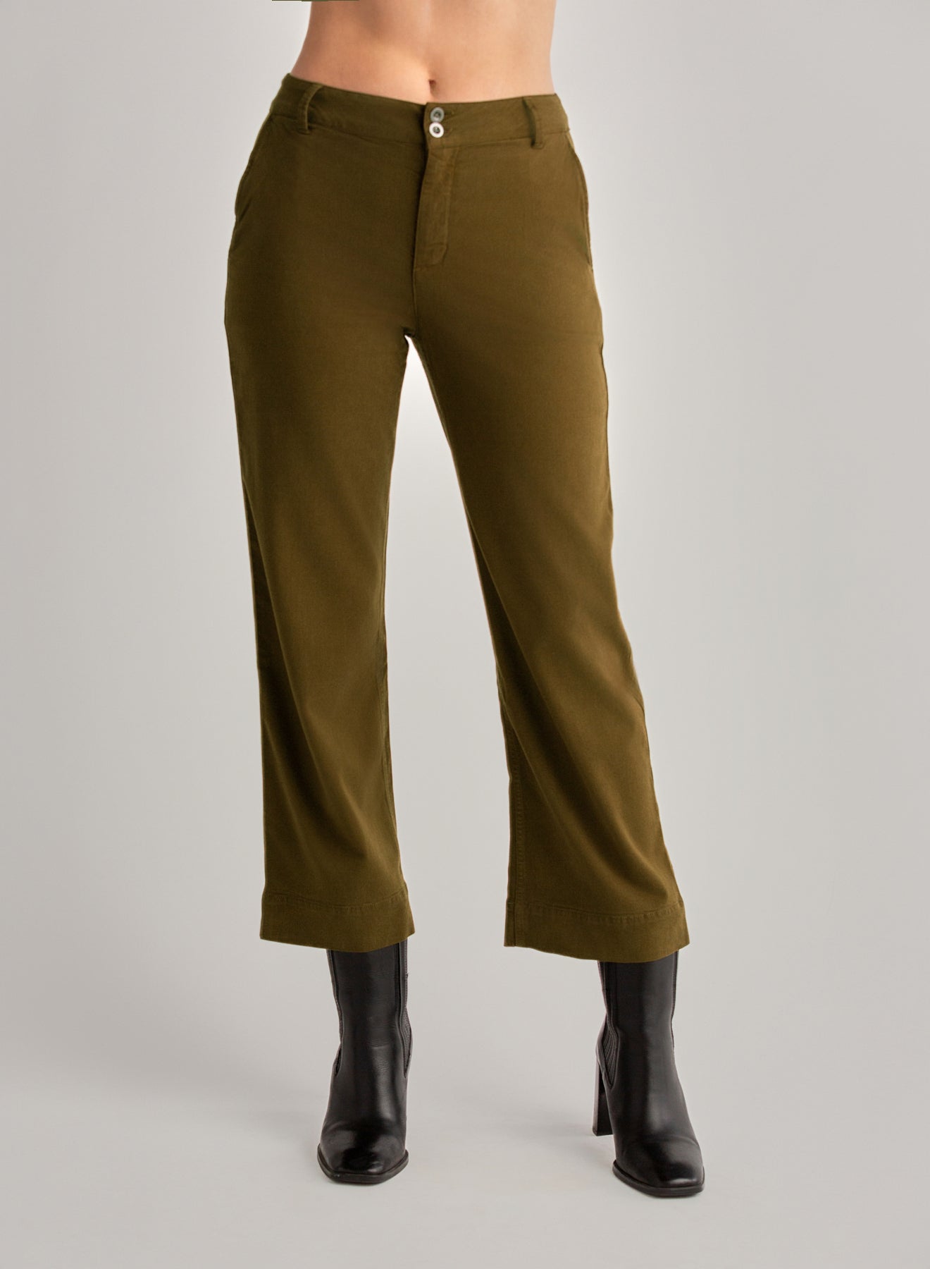 Bella DahlSaige Wide Leg Crop - Olive SpiceBottoms