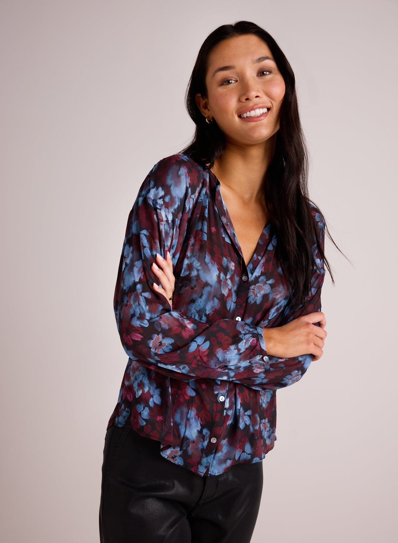 Bella DahlShirred Neck Blouse - Berry Bloom PrintTops