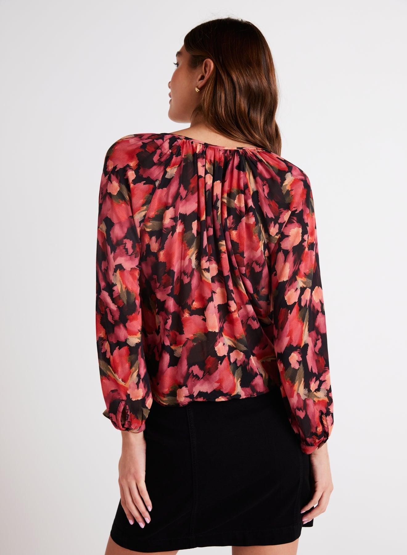 Bella DahlShirred Raglan Tie Front Blouse - Autumn Bloom PrintTops