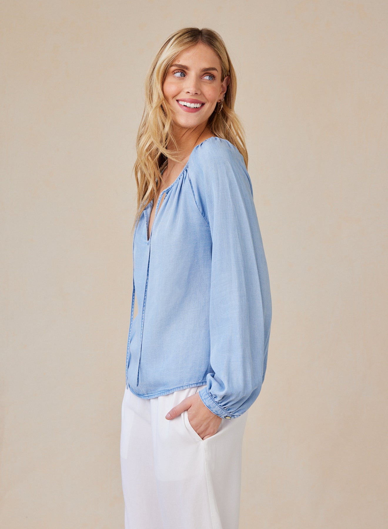 Bella DahlShirred Raglan Tie Front Blouse - Coastal Spray WashTops