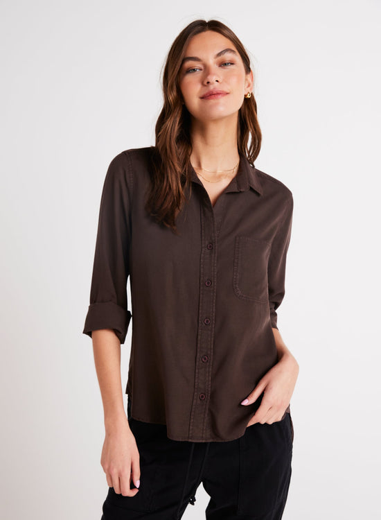 Bella DahlShirt Tail Button Down - Chestnut BrownTops