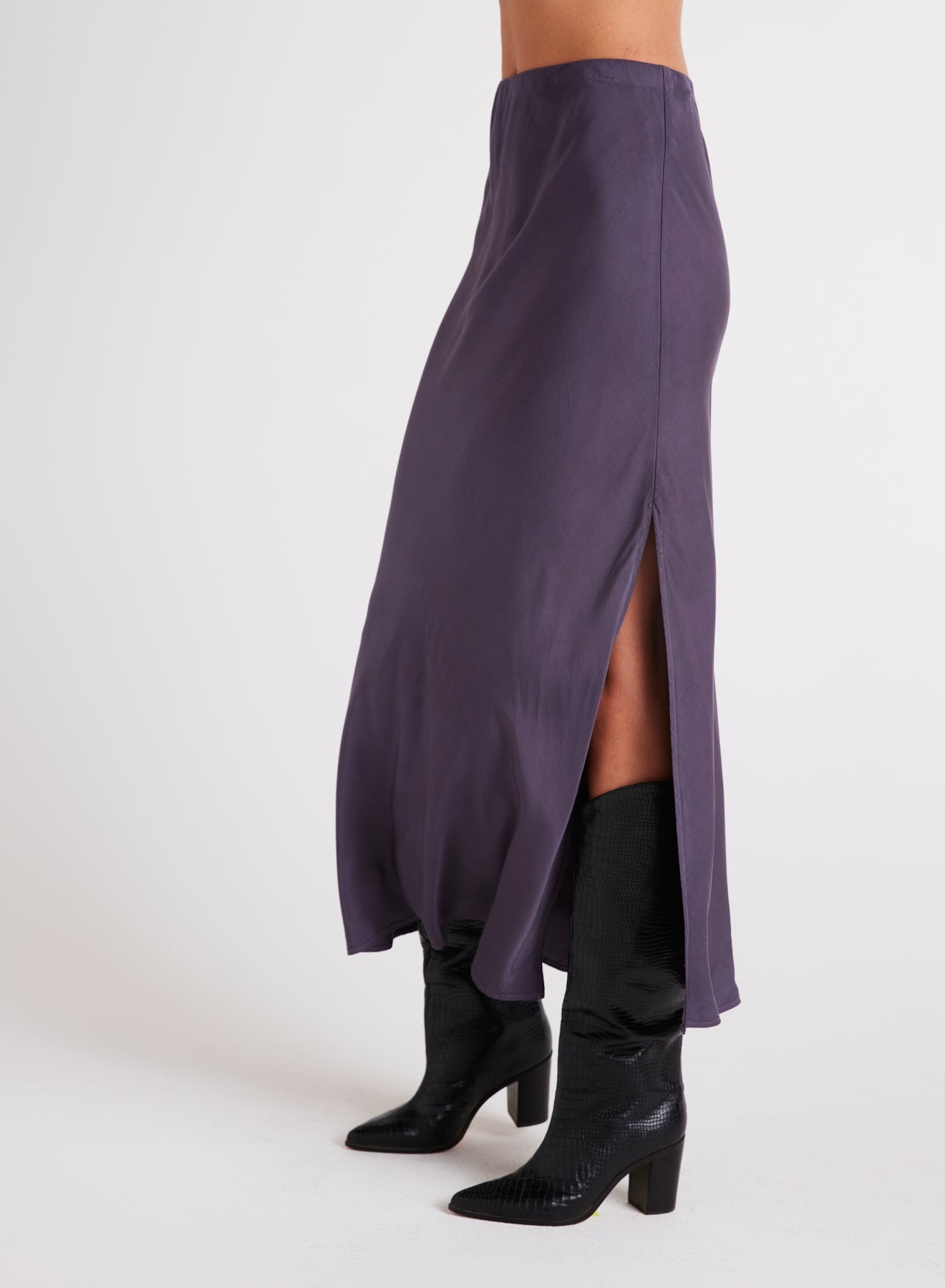 Bella DahlSide Slit Bias Maxi Skirt - Galaxy SmokeBottoms