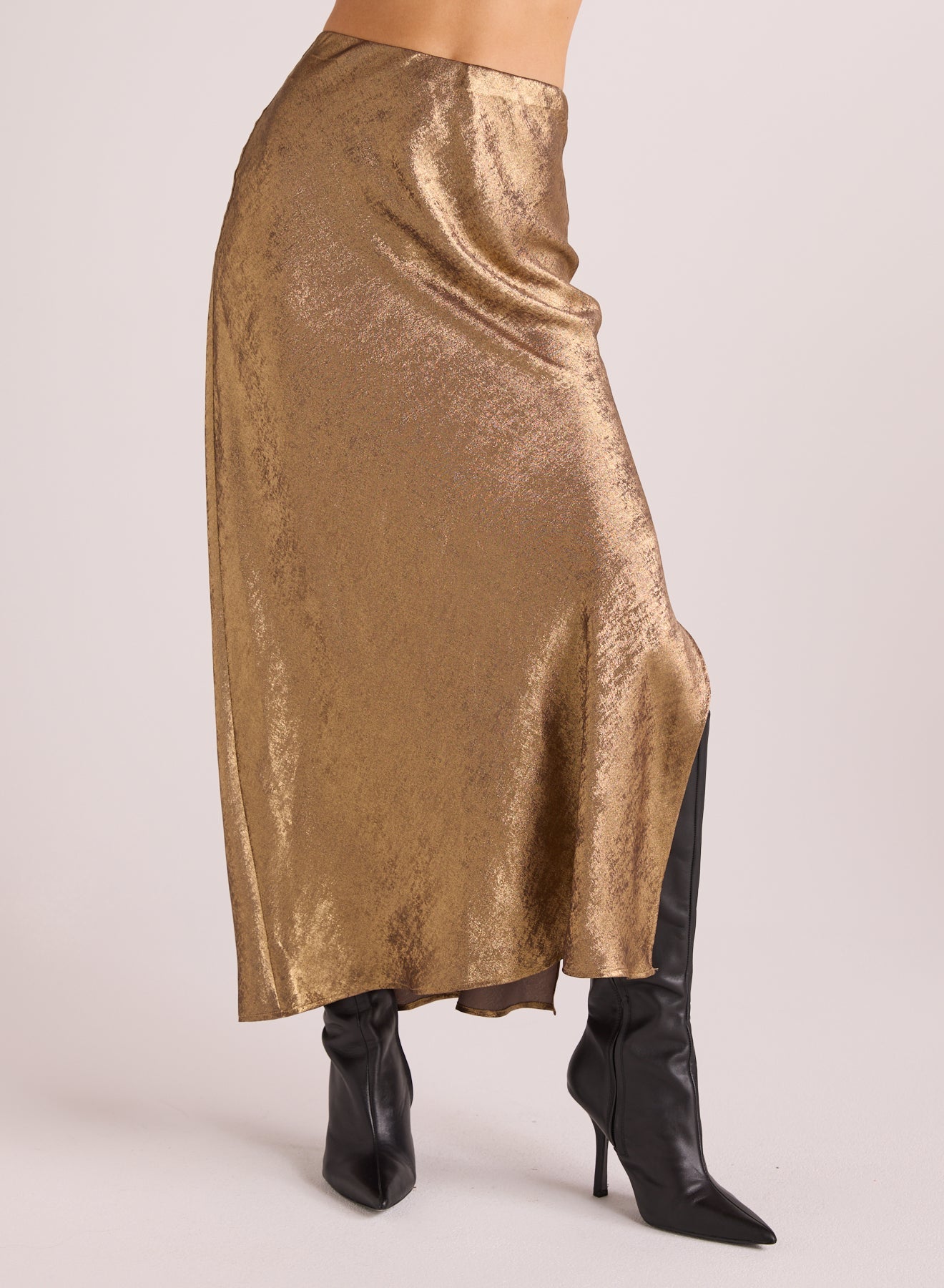 Bella DahlSide Slit Bias Maxi Skirt - Gold MetallicBottoms