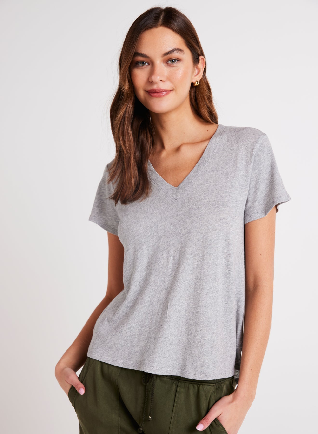 Bella DahlSide Slit V - Neck Tee - Heather AshTops