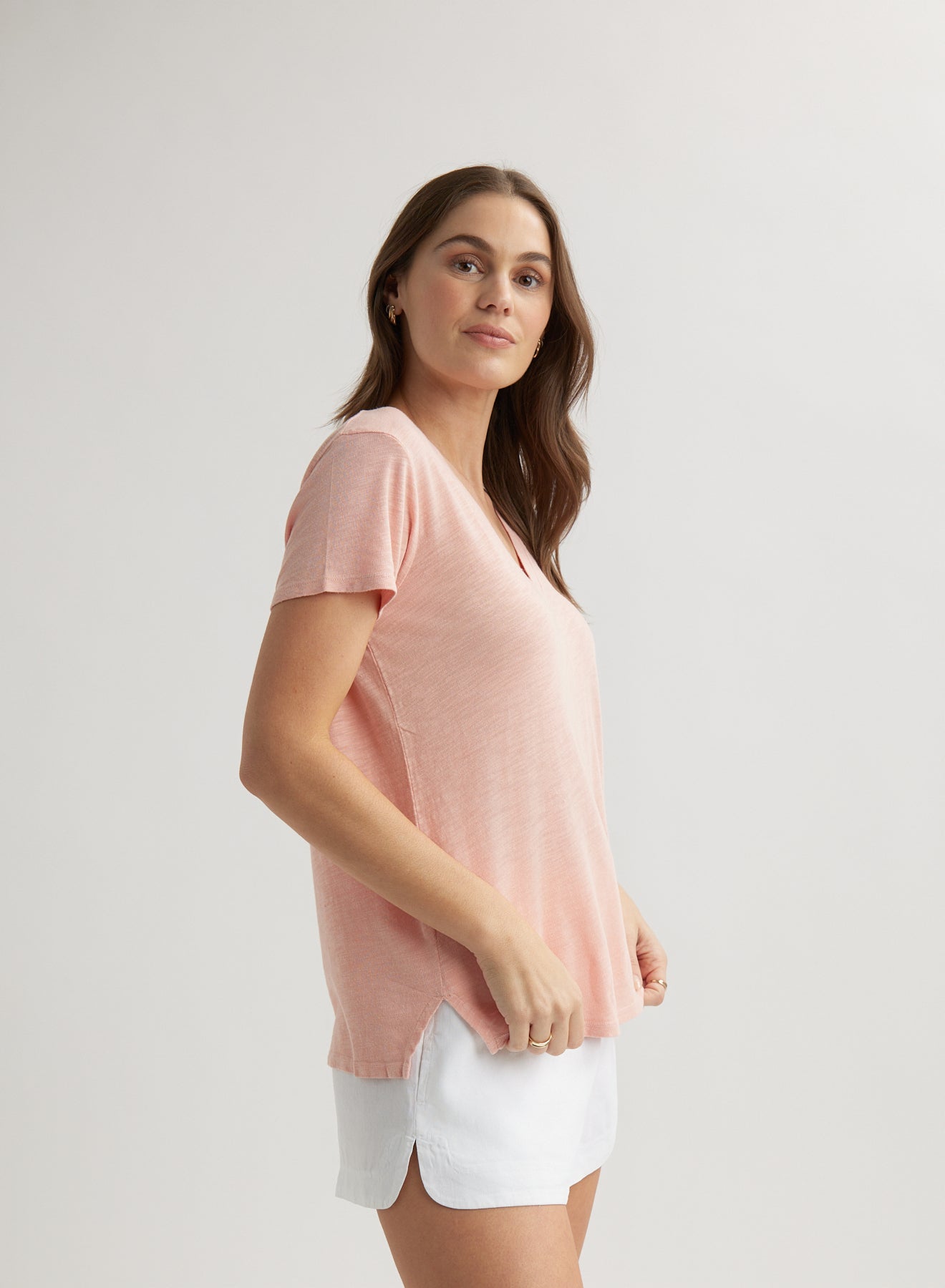 Bella DahlSide Slit V - Neck Tee - Peach FizzTops