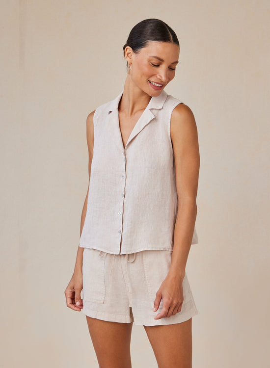 Bella DahlSleeveless Notch Collar Button Down - Linen SandTops