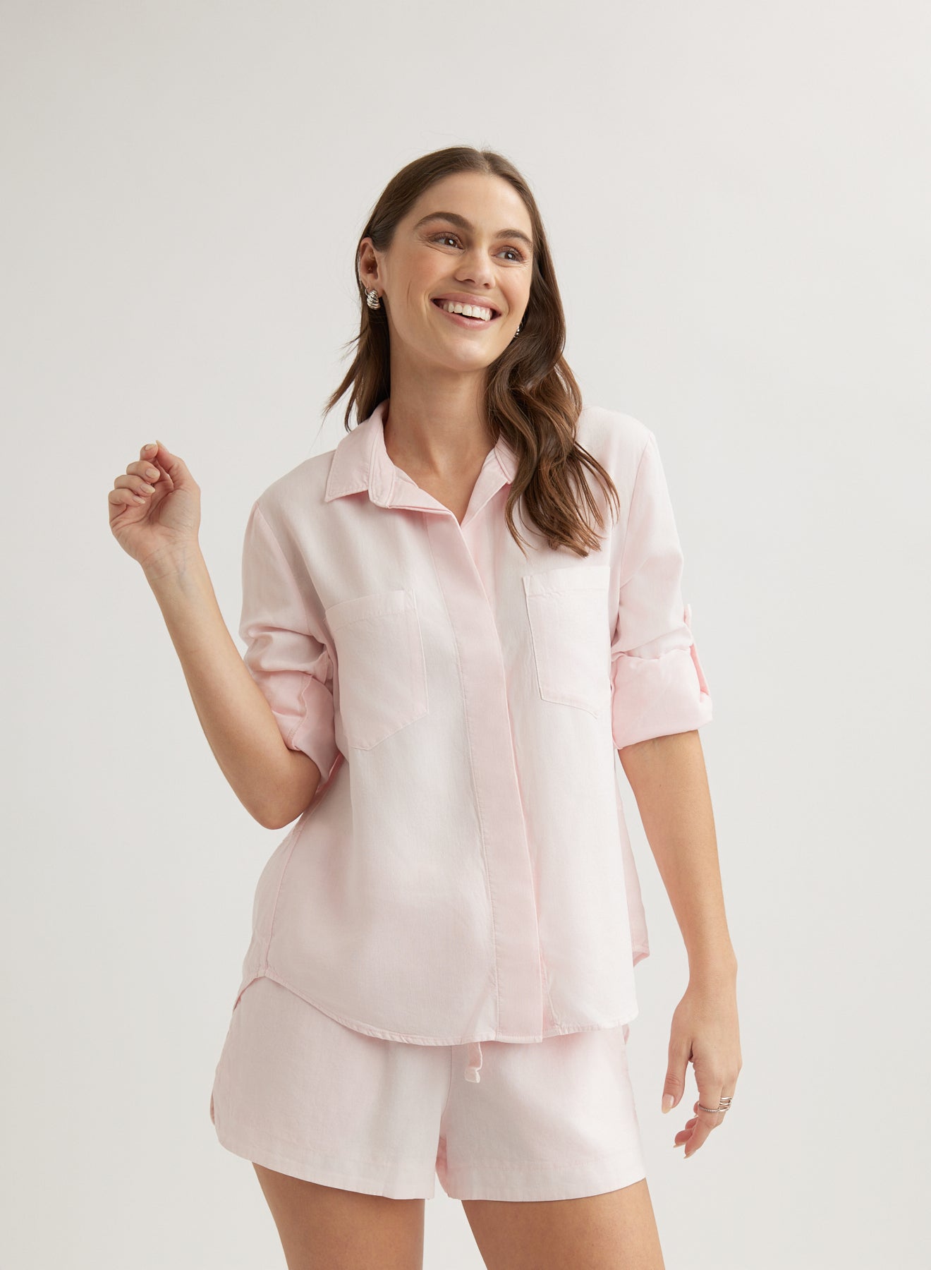 Bella DahlSplit Back Button Down - Petal PinkTops