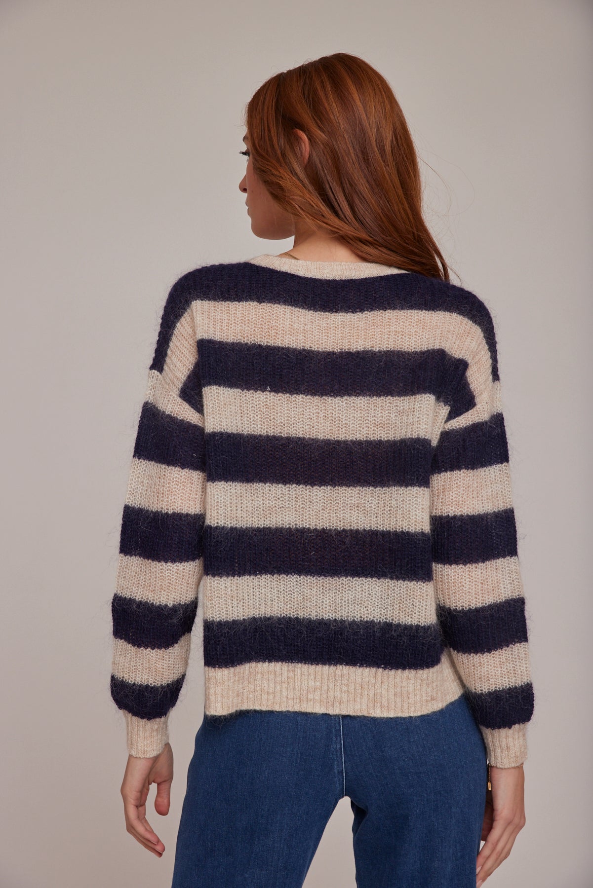 Bella DahlCrew Neck Relaxed Sweater - Navy StripesSweaters & Jackets