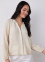 Bella DahlLong Sleeve Shirred Raglan Shirt - Ivory GreyTops