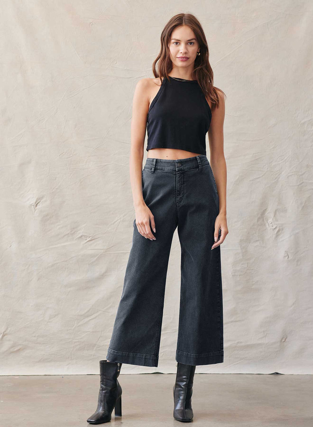 Saige Wide Leg Crop Shadow Black SHADOW BLACK 28